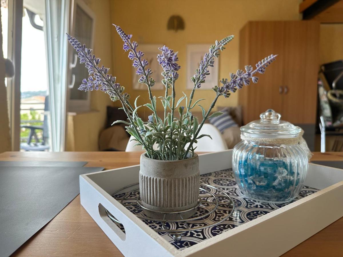 Prizna Apartments Luaran gambar