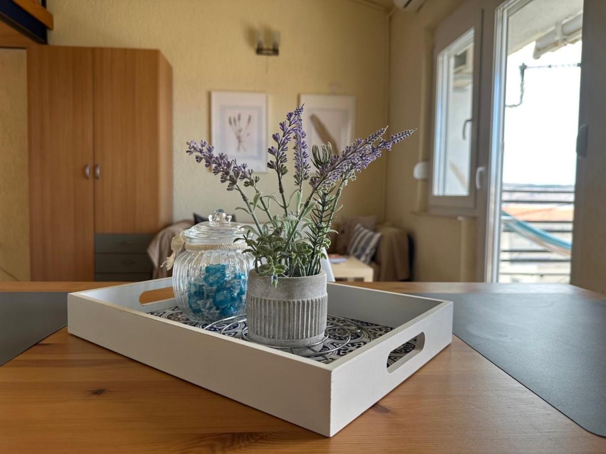 Prizna Apartments Luaran gambar
