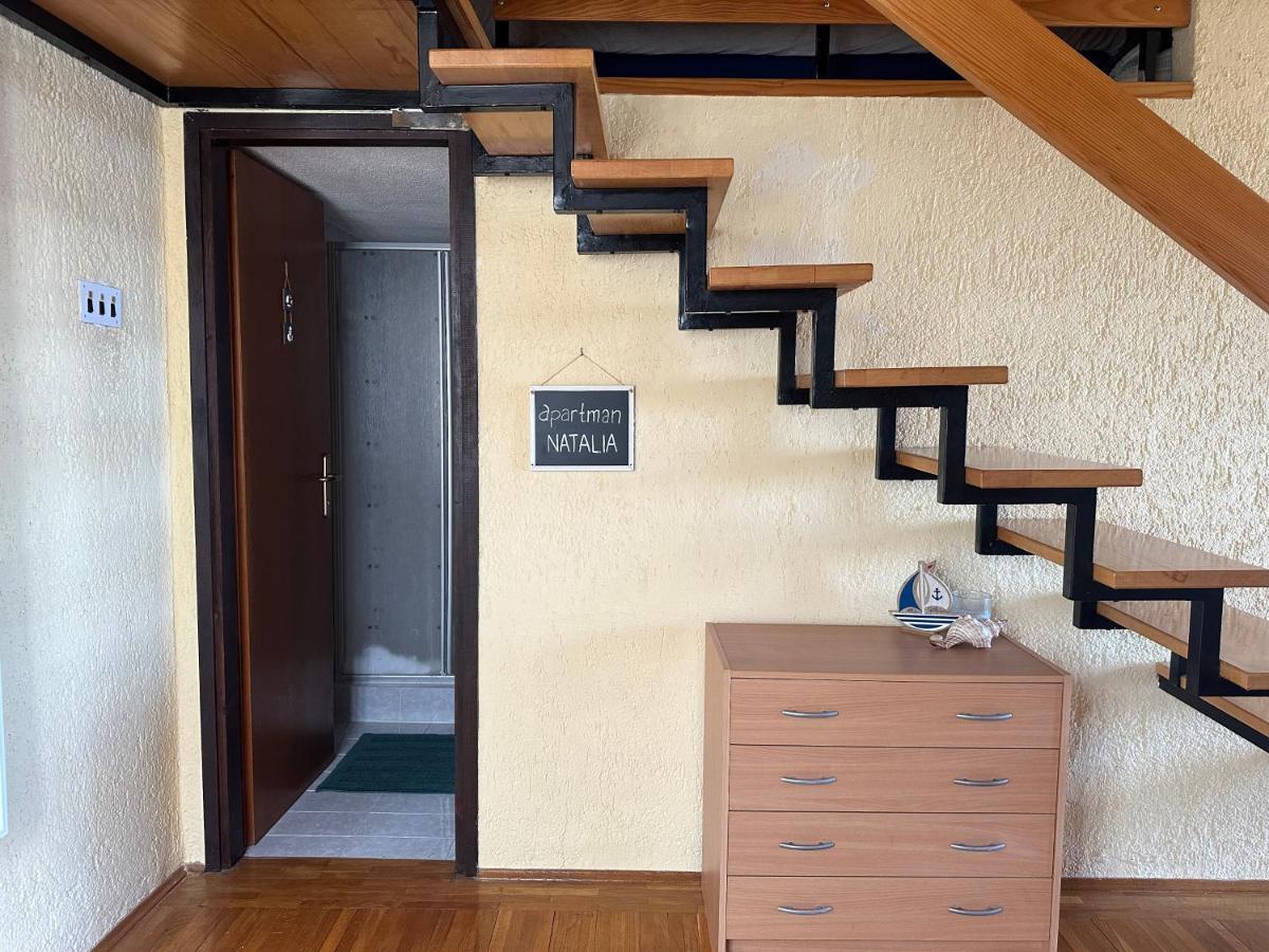 Prizna Apartments Luaran gambar