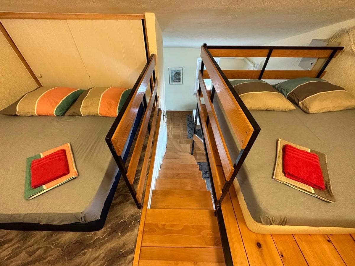 Prizna Apartments Luaran gambar