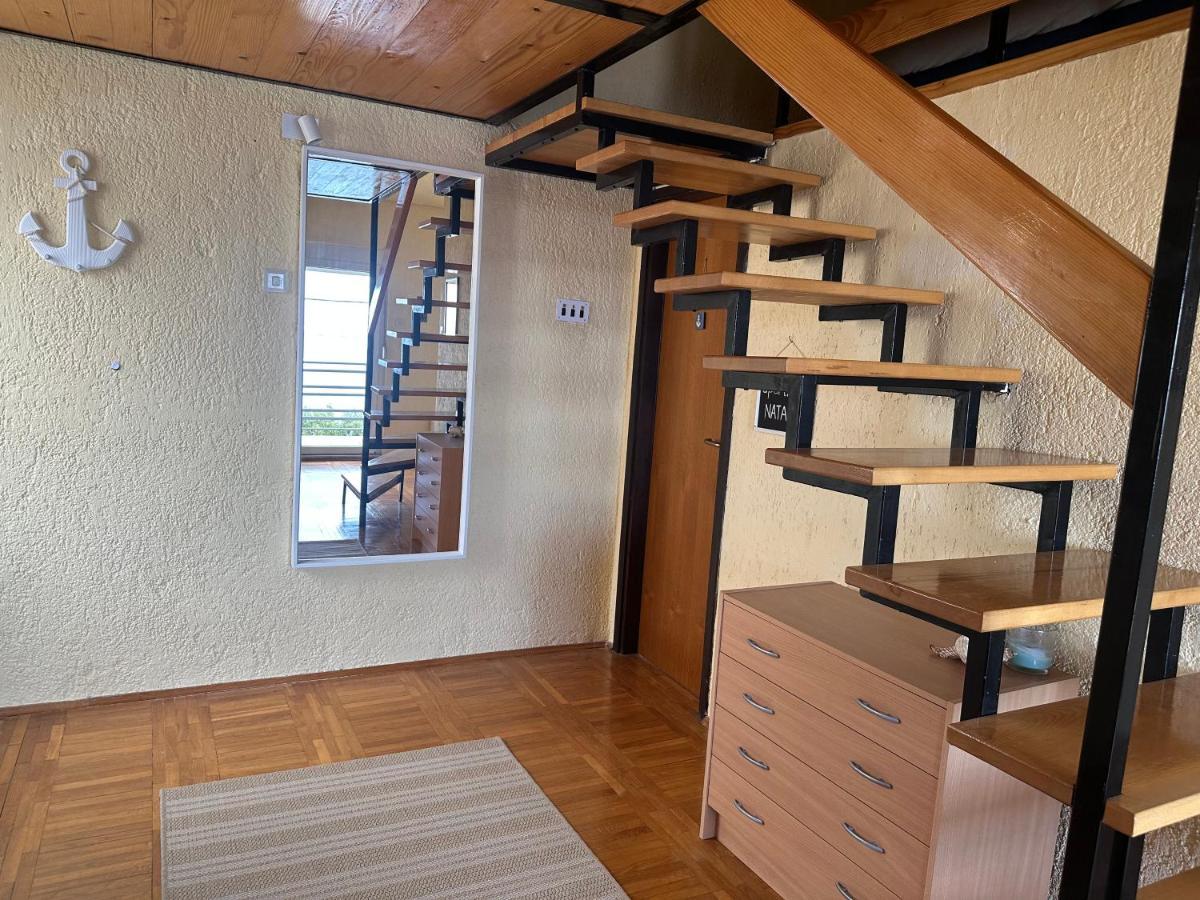 Prizna Apartments Luaran gambar
