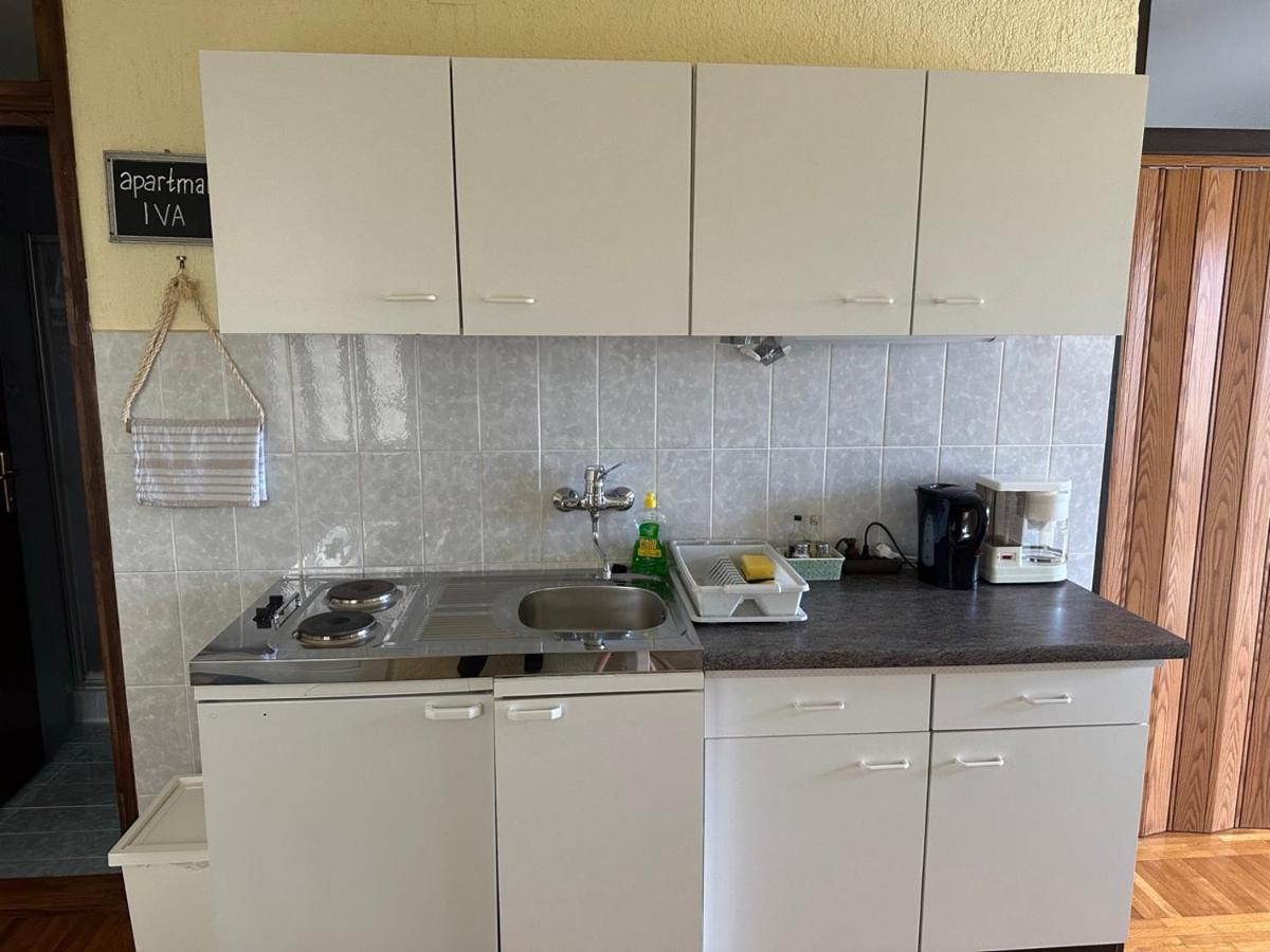 Prizna Apartments Luaran gambar
